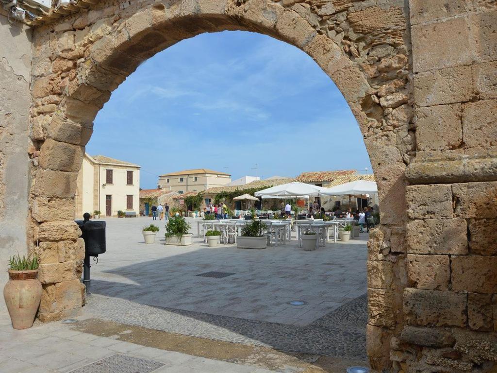 Casa Di Alice A 250 Metri Dal Mare Villa Noto Exterior photo